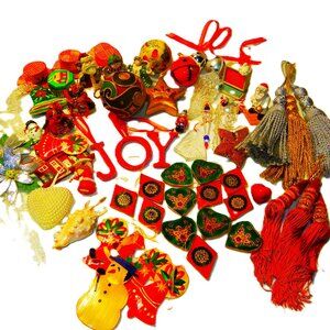 Vintage Christmas Ornaments 65 +/- Crystal Glass Straw Trinket NO BUNDLING